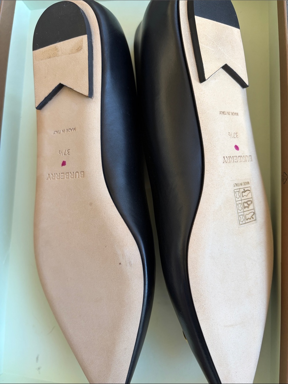 NWT Burberry Black Pointed Leather Flats with Gold TB Monogram size 37.5 - Picture 8 of 11